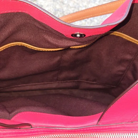 Coach Lexi Red Leather & Jacquard Fabric Shoulder Bag F57540 $498 Retail EUC - Picture 4 of 16